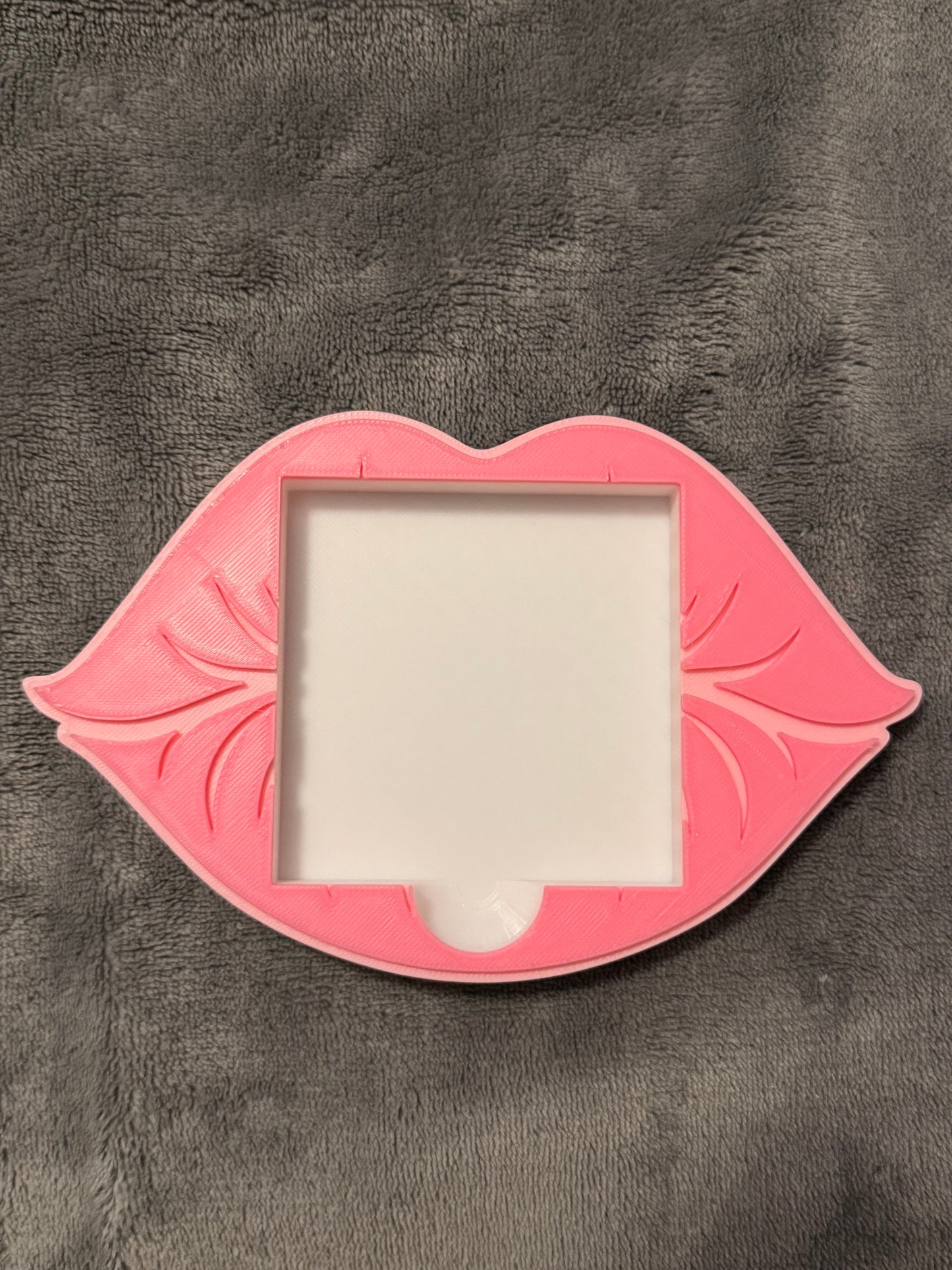 Lips Sticky Note holder